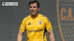 Úbeda limpió a varios jugadores en Boca